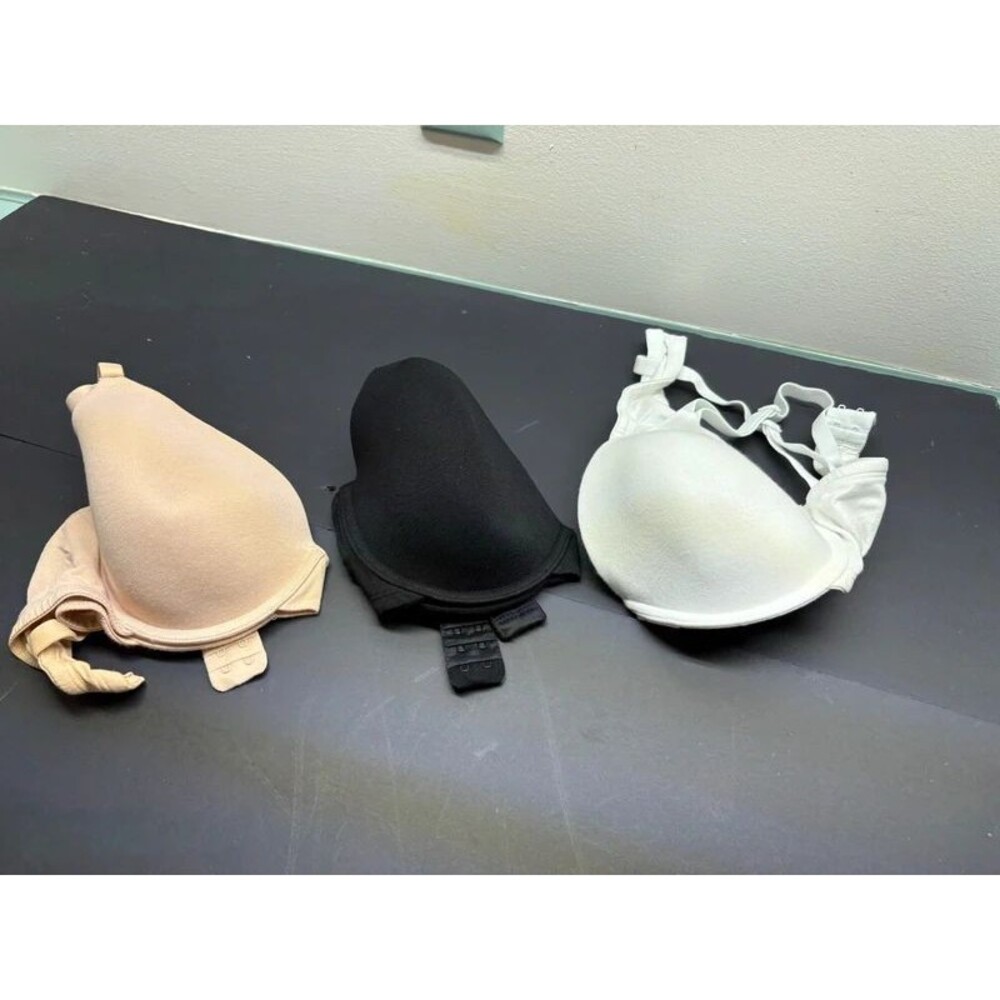 Set of 3 Bras size 36C Fruit of the Loom